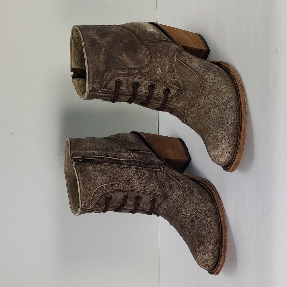 CIRCLE G by CORRAL DISTRESSED LEATHER SIDE ZIP WESTERN ANKLE BOOTS WOMEN'S 7 M